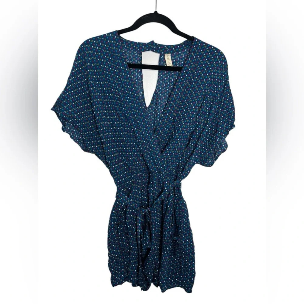 Bebop Romper Faux Wrap Large Keyhole Snap Open in Back Large